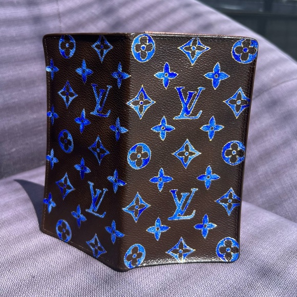 Louis Vuitton Monogram Porte Bifold Long
Wallet custom paint watercolor - Picture 3 of 13